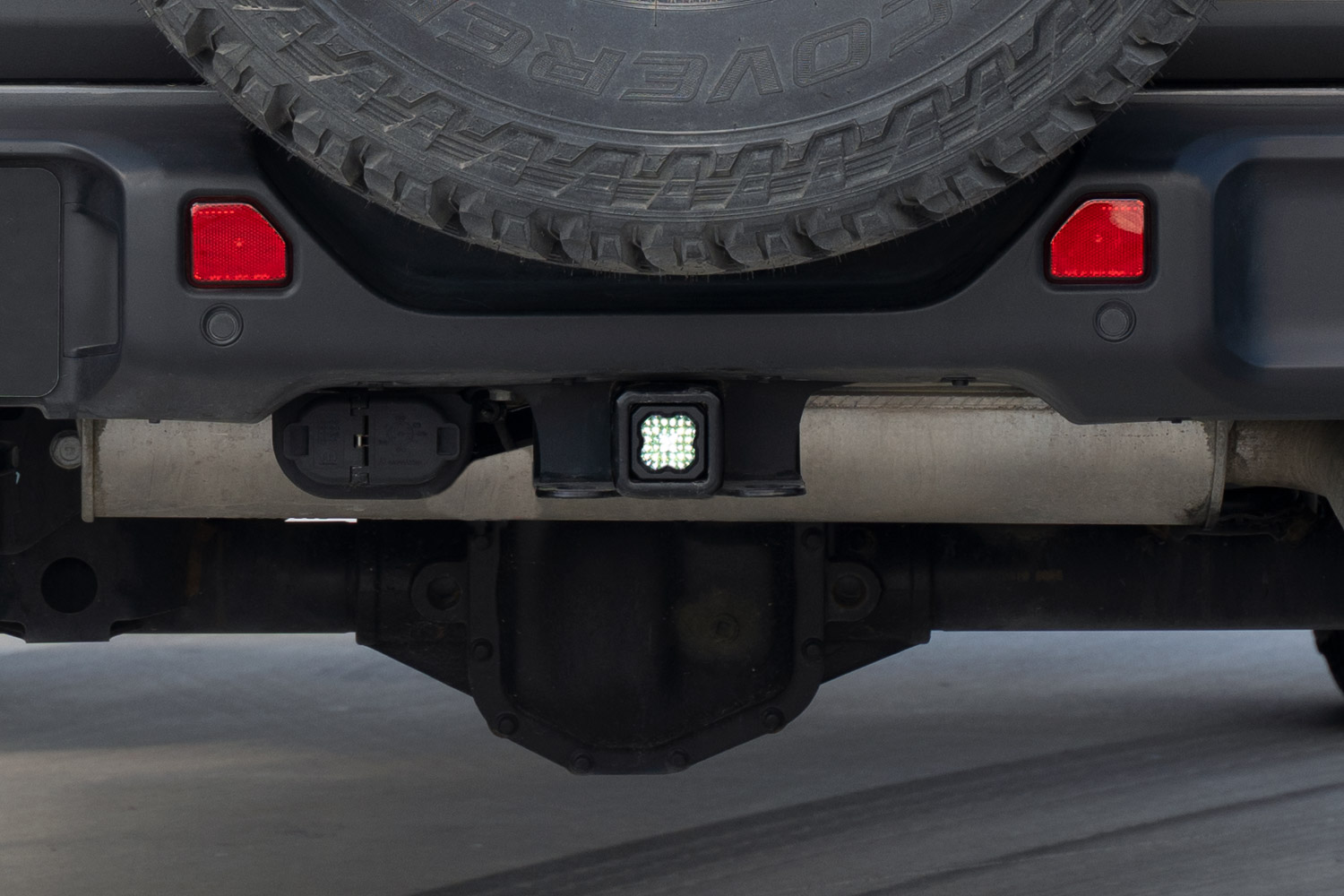 Kit HitchMount 4ª luz freno/reversa Ford F150 2021 - 2023 (C1R + Brake) - Imagen 8